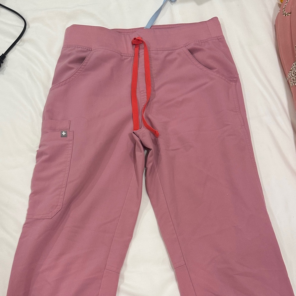 FIGS WOMENS MAUVE SCRUB PANTS KADE